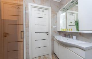 Vip Apartment near Arena City - Kiev - 6