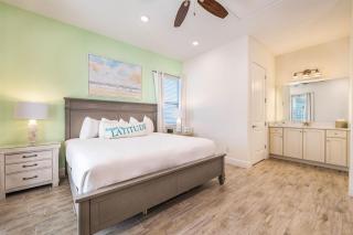 Inviting Cottage Near Disney With Margaritaville Resort Island H2O Access - 8009St - Orlando - 5