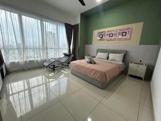 Pinnacle Tower 7pax-3&1 WIFI-Game SmartTV 3 mins to CIQ - 5