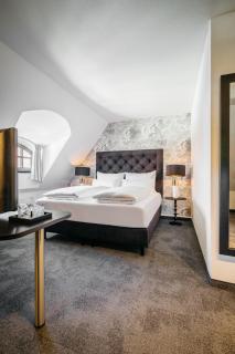 Hotel Riesengebirge - Neuhof an der Zenn - 9