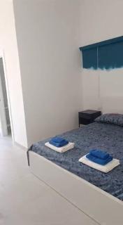 Essenza di Puglia - Home Holiday Stanza Mare - Mola di Bari - 2