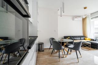 AURA TOWER Apartments by Gaby - 9