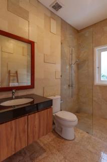 Modern Tropical 3BR Villa in the Heart of Canggu - Canggu - 8
