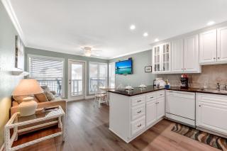 Seascape 2309 Condo - Galveston - 9