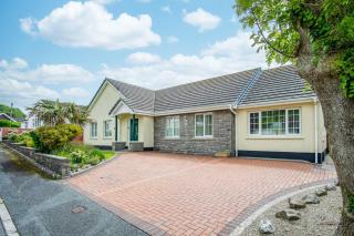 10 Warlows Meadow - 3 Bed Holiday Home - Manorbier - Manorbier - 2