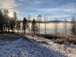 Traditional wooden house at the lake - Jokkmokk - 7