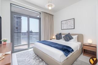 Vogue Marina Vista - Spacious Two Bedroom Apartment in Dubai Harbour, Private Beach Access, Balcony and Stunning Marina Views - 4