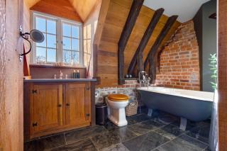 Bailiffs Cottage - Colchester - 4