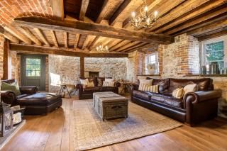 Bailiffs Cottage - Colchester - 3