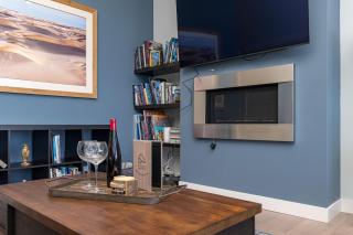 Come On In, The Water View Is Waiting For You,,, - Oak Bay - 5