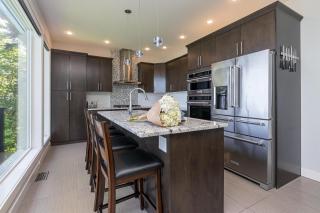 Come On In, The Water View Is Waiting For You,,, - Oak Bay - 1
