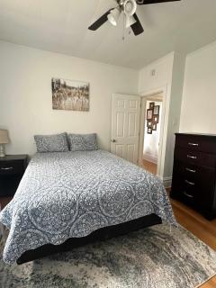 Stunning 3BR-Private Entrance-Renovated-Near City - Pittsburgh - 9