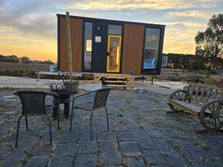 Dairy Escape by Tiny Away - Camperdown - 8