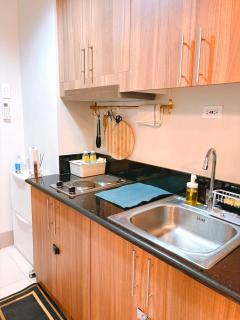 MOA Pasay, Shore 3 Tower 4 1BR with Balcony, Netflix, Disney and Console Game - Manilla - 5