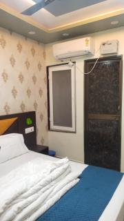 Hotel Ramayanam Palace By BookingCare - 9