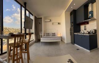 Modern Studio Apartment Near Downtown, breathtaking view! - Amman - 2