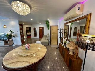 Pool Villa Jomtien - 3