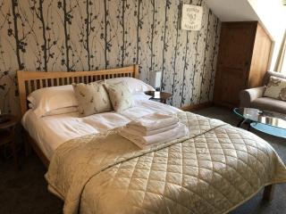 The Crooked Inn - Saltash - 1
