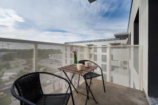 Miedziana Spacious Apartment in Wroclaw by Noclegi Renters - Wroclaw - 8