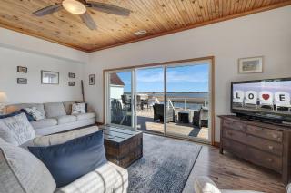 Coastal Retreat - Deep Hole - 4