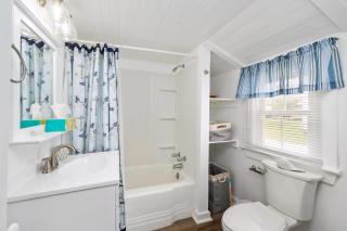 The Robinson Family Beach House - Deep Hole - 4