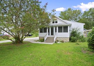 Crepe Myrtle Cottage - 8