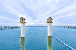 Waterfront Wonder - 9