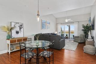 Sunset Bay Villa 310 - Nauti Girl - 1