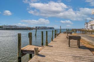 Ducks, Docks, And Flip Flops - Chincoteague - 6