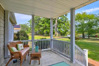Vineyard Cove - 3