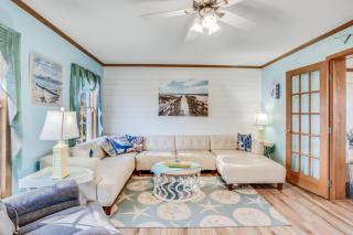 Vineyard Cove - 1