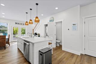 High Tide Hideaway - 3