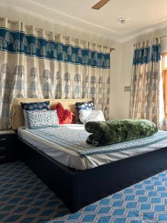 Zikra HomeStay - Srinagar - 4