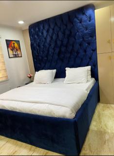 Luxury 2BR Wuse 2 247 Power Free Wi-Fi - Abuja - 6
