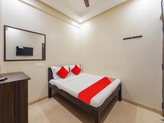 Hotel O MA Chidambaram Stadium Formerly Sarvanas Park - Chennai - 2