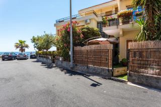 Holiday Home Castello - Aci Castello - 0