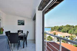 Apartments Ester - Funtana - 9