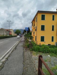 Handy location - La Spezia - 9