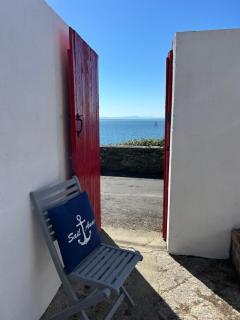 Lighthouse Keepers Cottage - Moville - 0