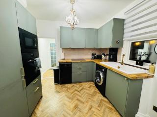 Designer Flat in London with a Garden - Bexleyheath - 1