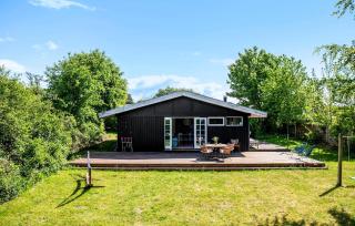 3 Bedroom Nice Home In Dronningmølle - Dronningmølle - 3