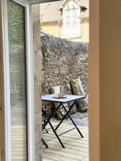 Le patio - Une cours intérieur au coeur du vieux Dinan - Dinan - 1