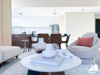 Stylish Stay with Balcony in JVC, O2 Tower - 2