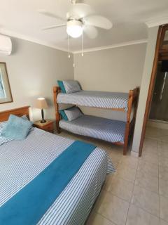 Villa del Sol Margate - Margate - 3