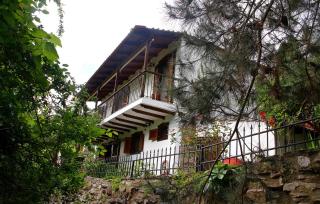 Katoikia me ta Pitharia - 0