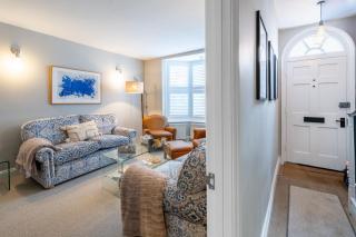 The Dolls House 4 - 4