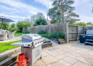 Hare Cottage - - 9