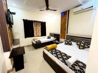 HOTEL Sai Bala Ji Residency ! Near Shri Sai Baba Temple Shirdi - Free Wi-fi And Parking Facilities- Best Budget Hotel In Shirdi - Shirdi - 5