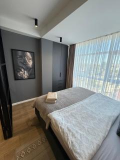 RentNow Cozy Central Apartment Lev Tolstoi 43b with Balcony - Chişinău - 4