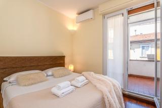Flat in center with Terrace, near Garibaldi FS - Milan - 9